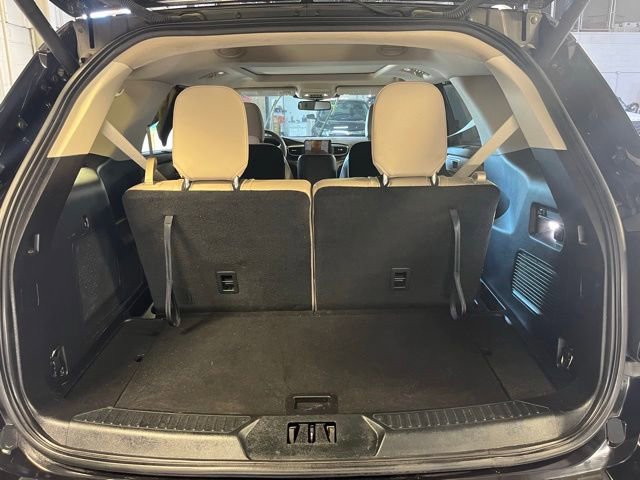 Used 2021 Ford Explorer Limited w/ Class III Trailer Tow Package AWD/4WD image 27