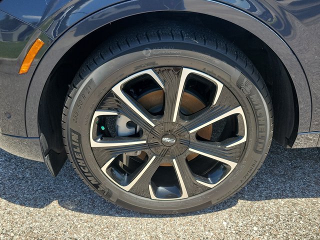 Certified 2024 Lincoln Nautilus Reserve AWD/4WD image 11