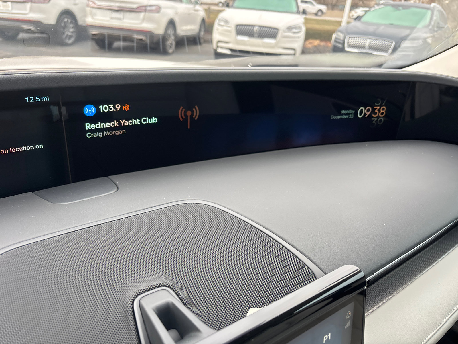 New 2026 Lincoln Nautilus Premier w/ Equipment Group 102A image 21