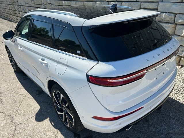 Certified 2024 Lincoln Corsair Grand Touring w/ Equipment Group 302A AWD/4WD image 4