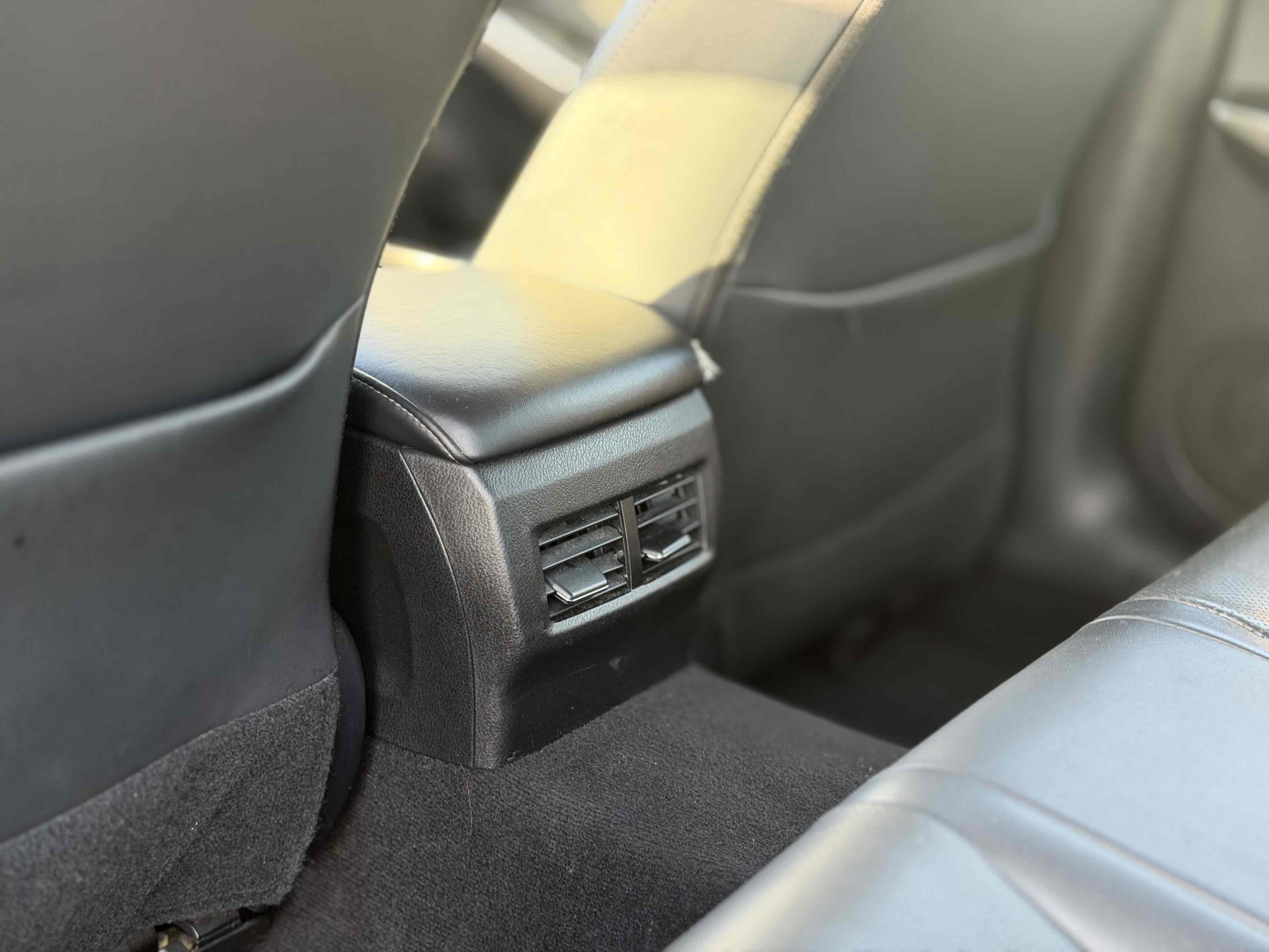 Used 2018 Lexus IS 300 w/ Accessory Package 2 RWD image 18