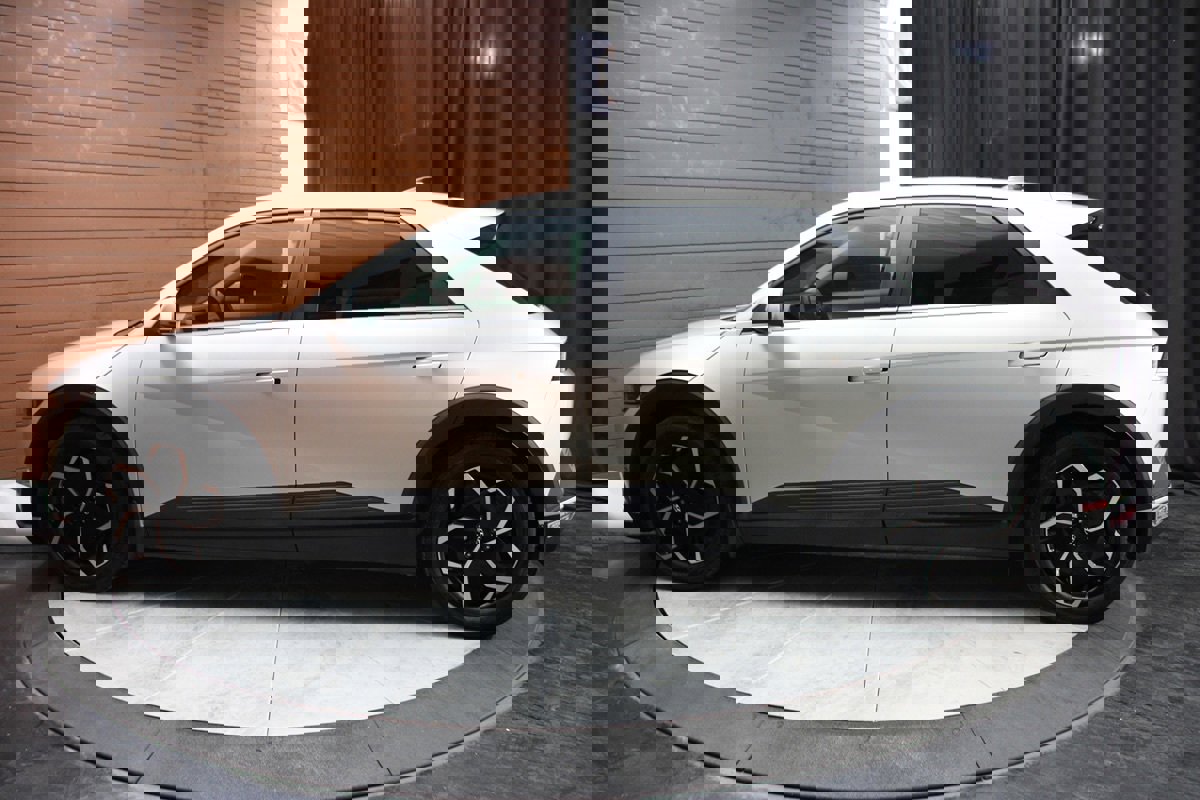 Used 2023 Hyundai Ioniq 5 SEL w/ Cargo Package image 30