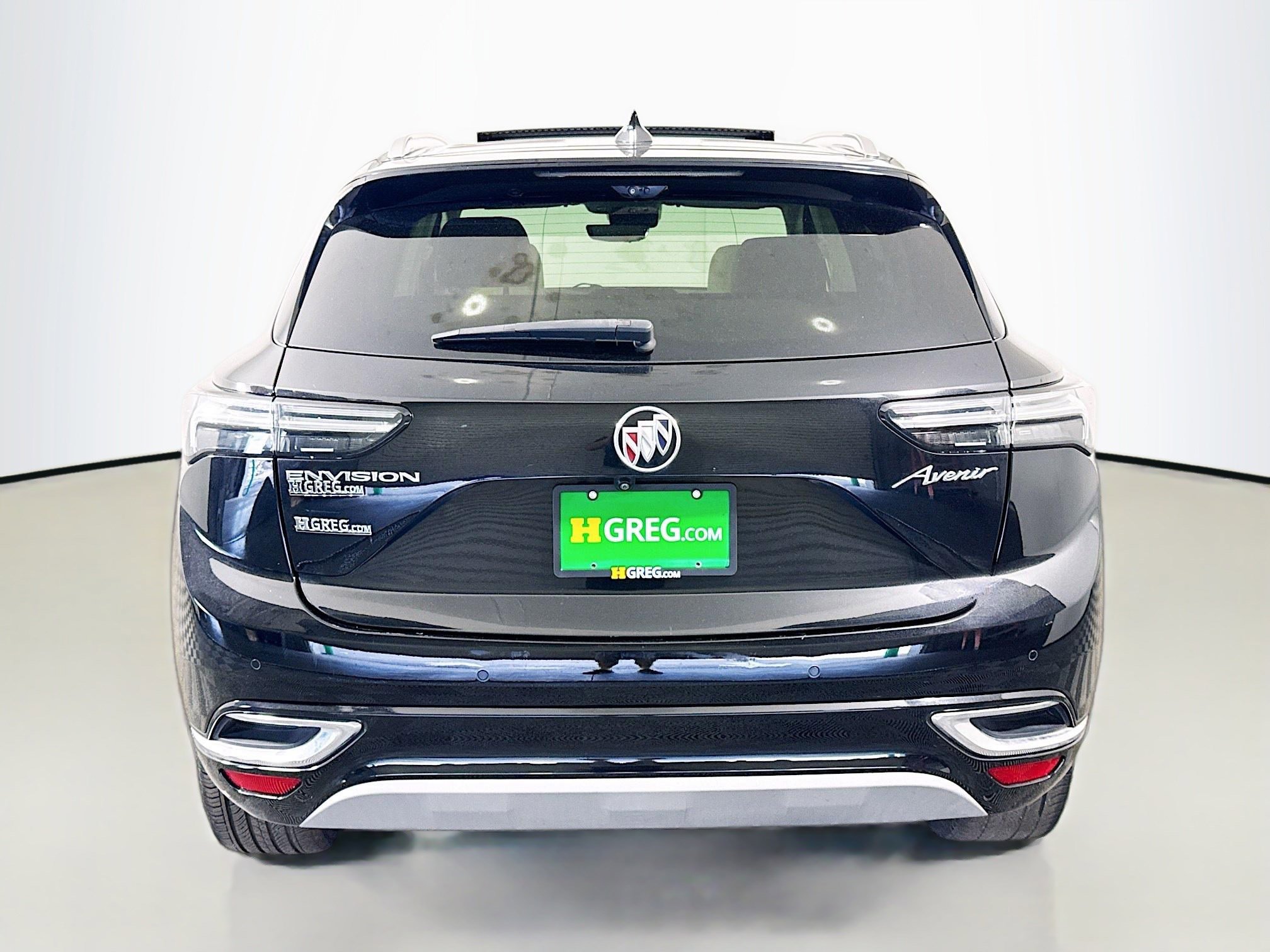 Used 2023 Buick Envision Avenir image 8