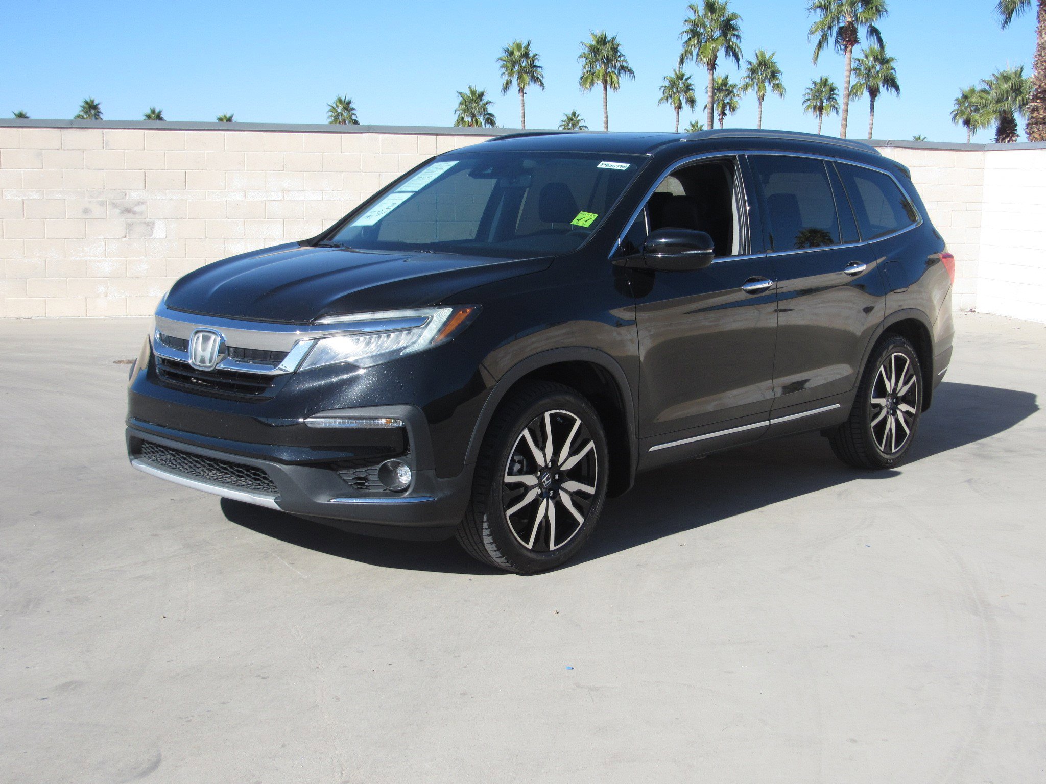 Certified 2019 Honda Pilot Touring image 1