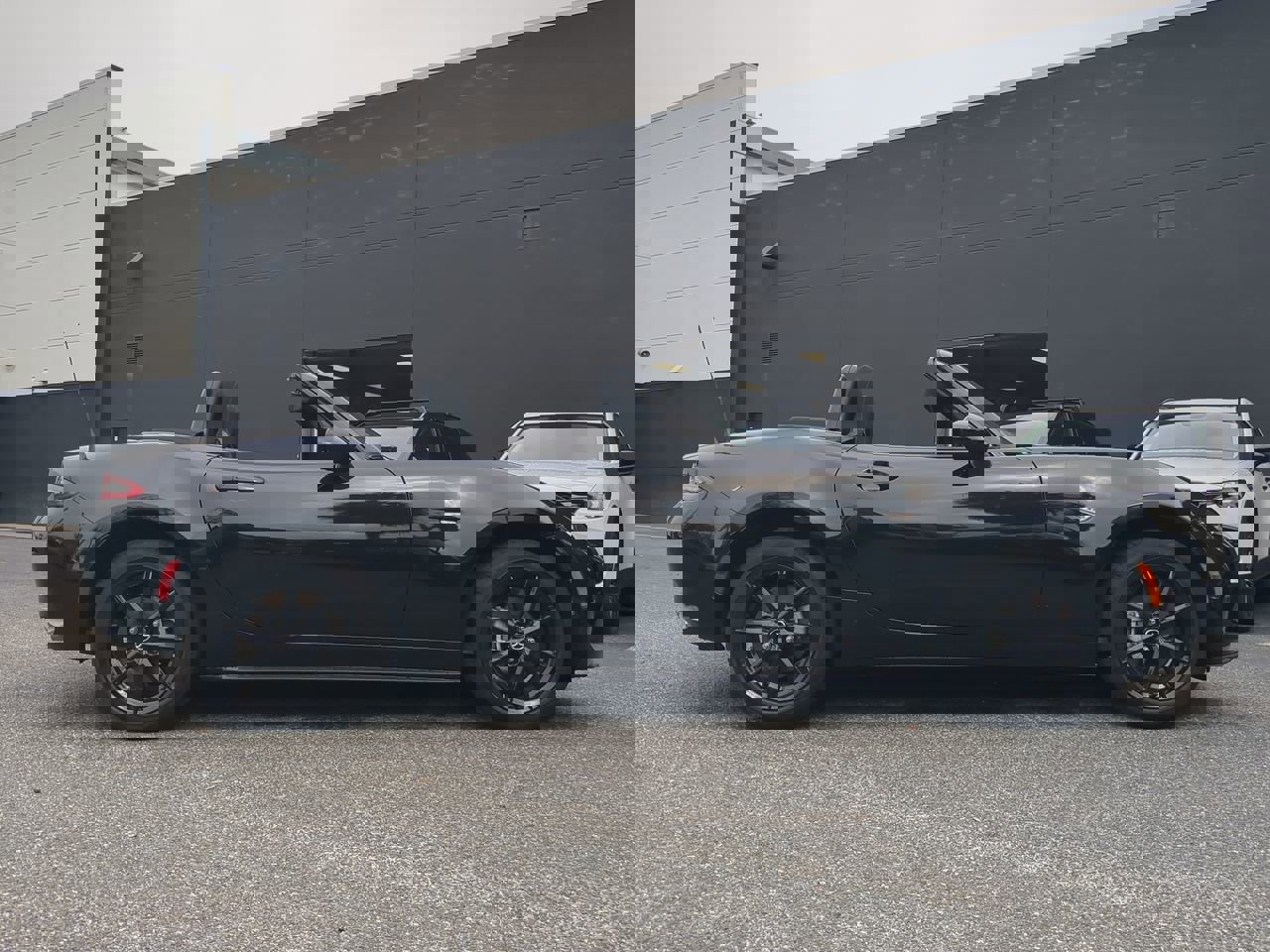 Certified 2024 MAZDA MX-5 Miata Sport image 2