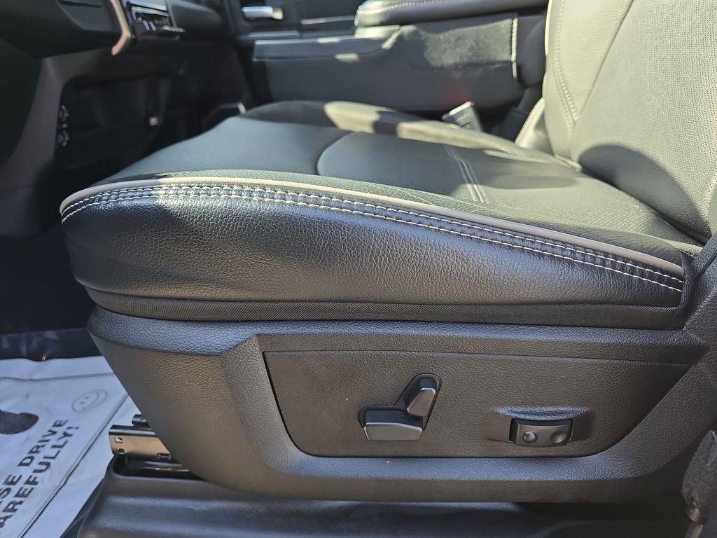 Used 2024 RAM 2500 Laramie w/ Safety Group image 32