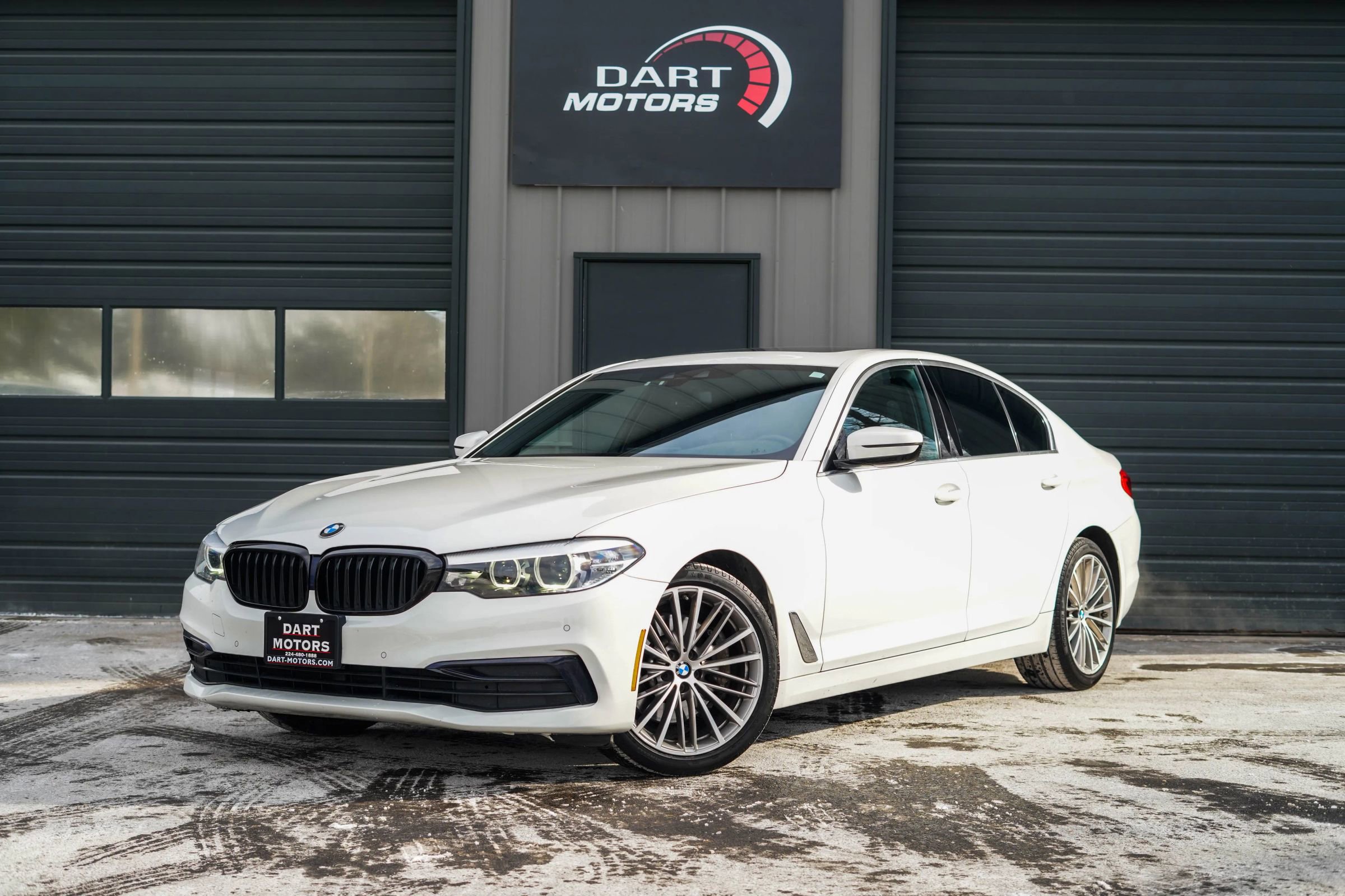 Used 2019 BMW 530i w/ Convenience Package image 3