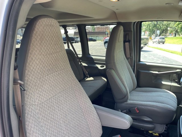 Used 2024 Chevrolet Express 3500 LT w/ LT Preferred Equipment Group image 29