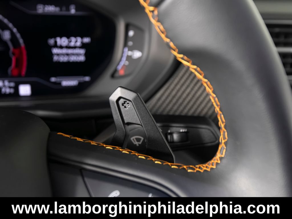 Used 2024 Lamborghini Urus Performante AWD/4WD image 21