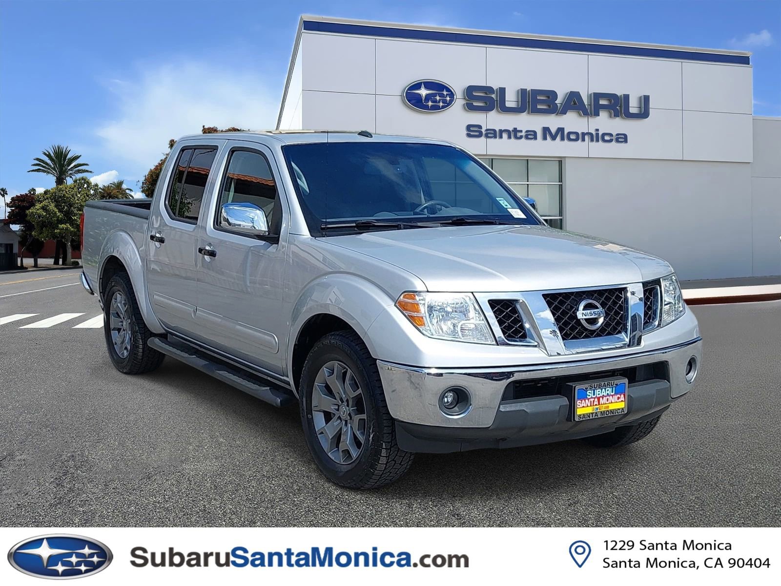 Used 2019 Nissan Frontier SL RWD image 1