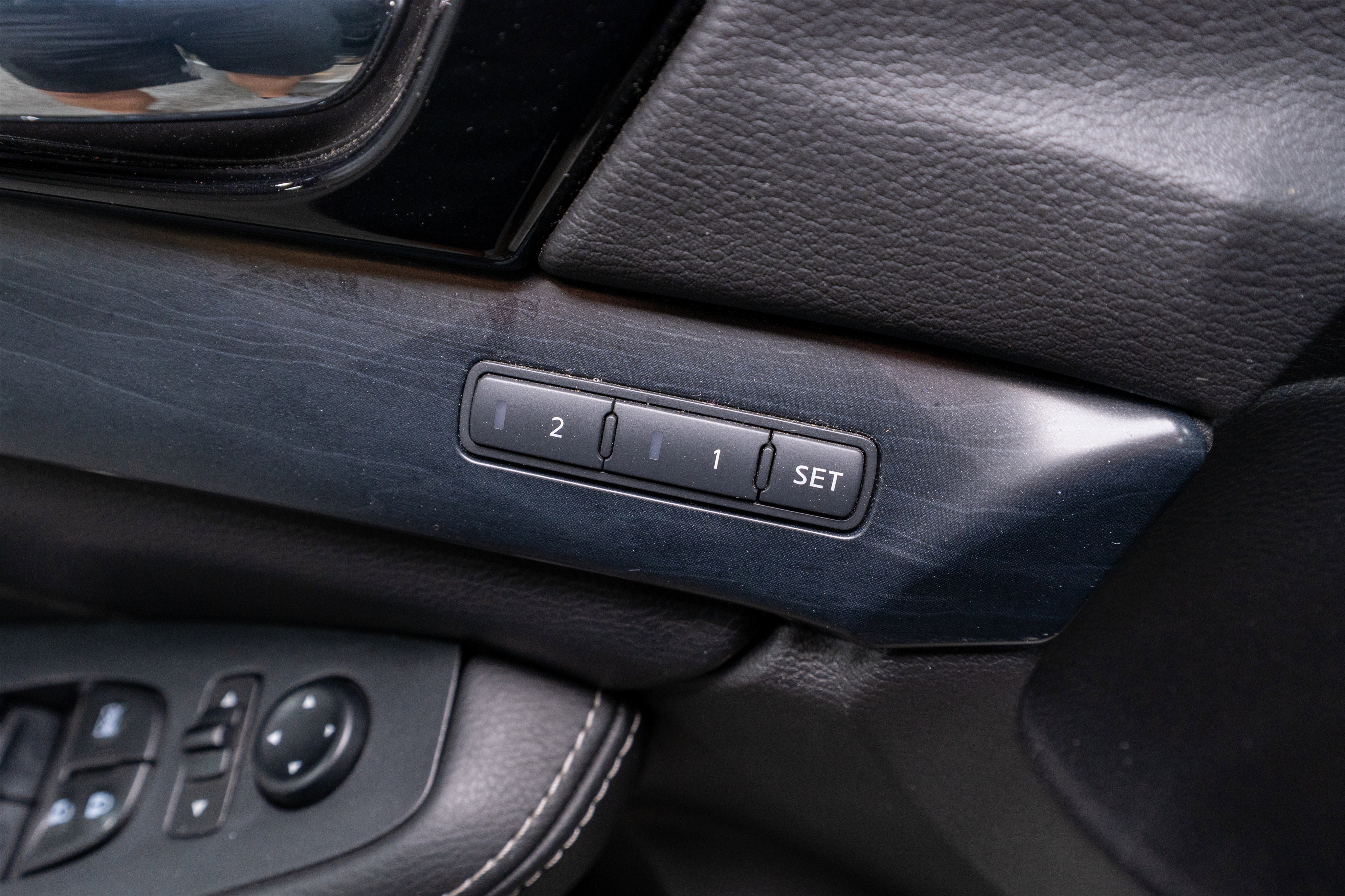 Used 2021 Nissan Maxima Platinum w/ Sport Mat Group FWD image 14