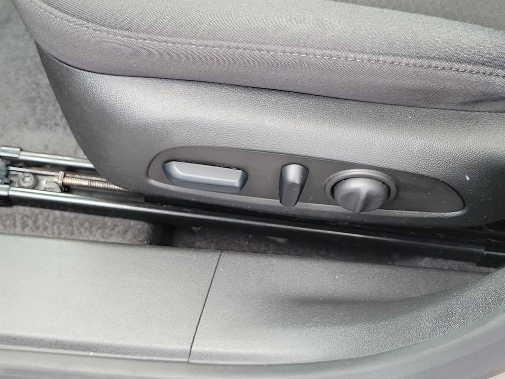 Used 2023 Chevrolet Malibu LT FWD image 20