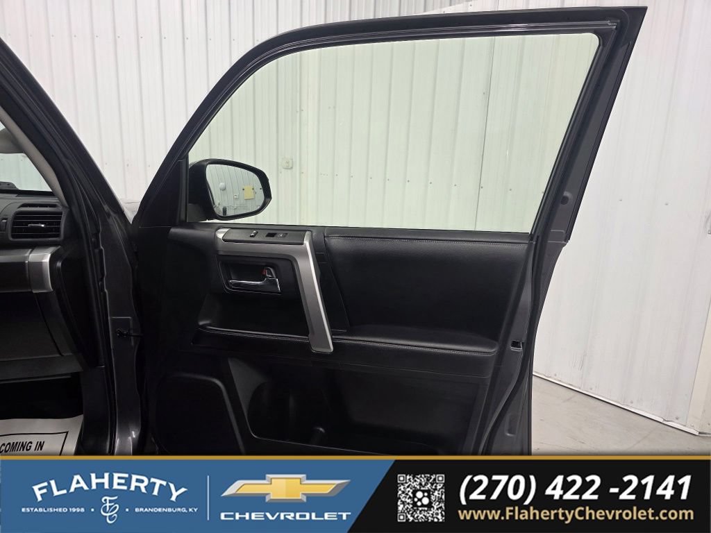 Used 2015 Toyota 4Runner SR5 Premium AWD/4WD image 14