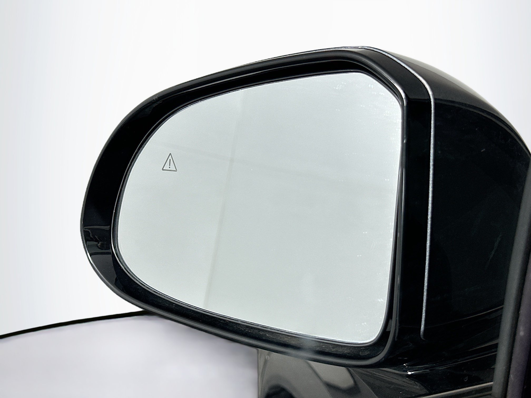 Used 2023 Hyundai Santa Fe SEL AWD/4WD image 16