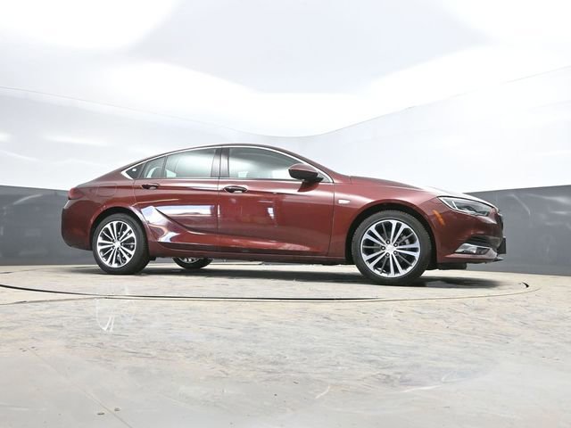 Used 2018 Buick Regal Essence w/ Driver Confidence Package #1 image 50
