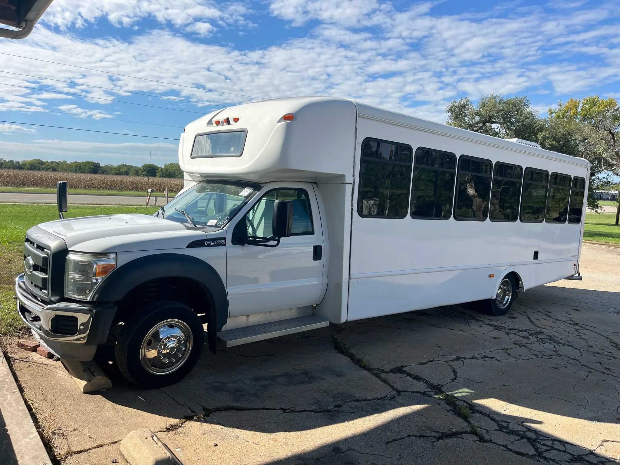 Used 2013 Ford F550 2WD Regular Cab Super Duty w/ Payload Upgrade Pkg image 14