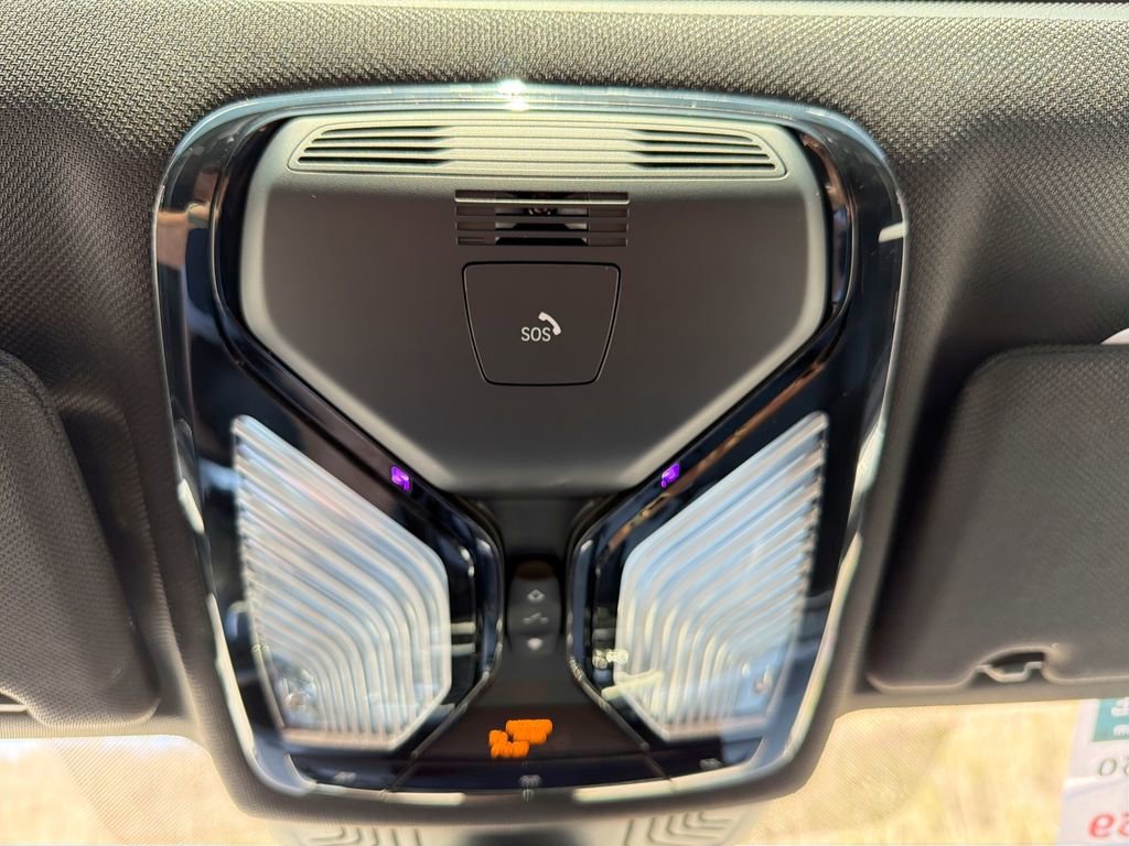 Used 2019 BMW 530i xDrive w/ Convenience Package image 24