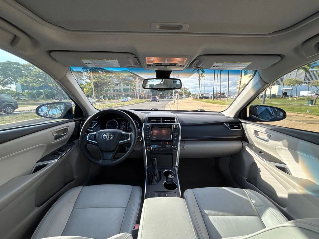 Used 2015 Toyota Camry XLE image 10