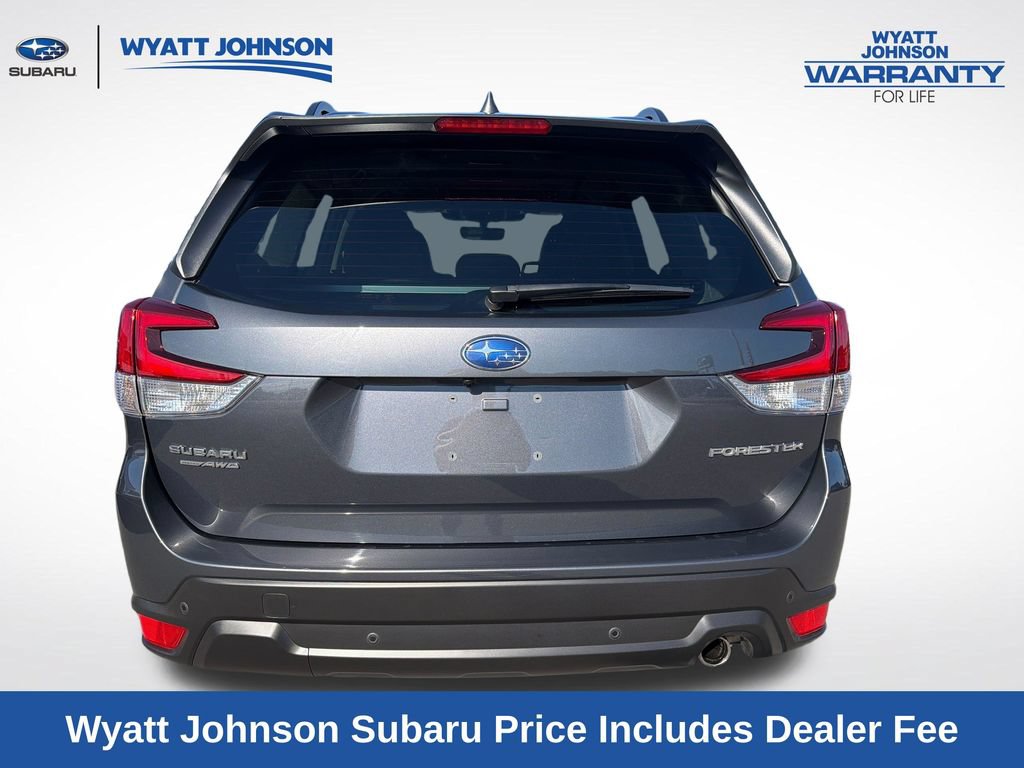 Used 2023 Subaru Forester Limited AWD/4WD image 7