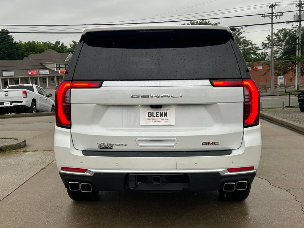 Used 2025 GMC Yukon Denali w/ Denali Reserve Package AWD/4WD image 7
