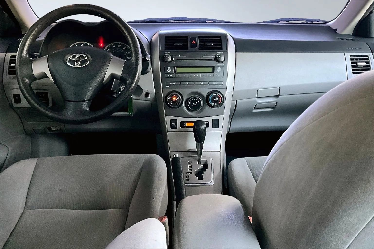 Used 2011 Toyota Corolla LE FWD image 7