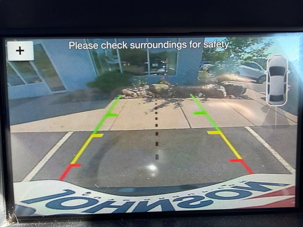 Used 2019 Ford Escape SEL w/ Ford Safe & Smart Package AWD/4WD image 9