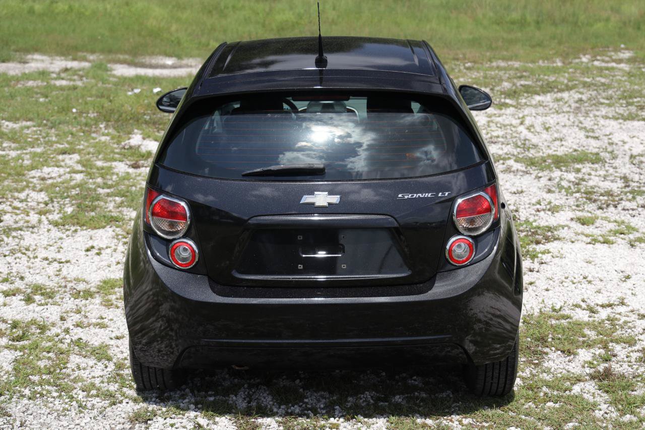 Used 2014 Chevrolet Sonic LT FWD image 9