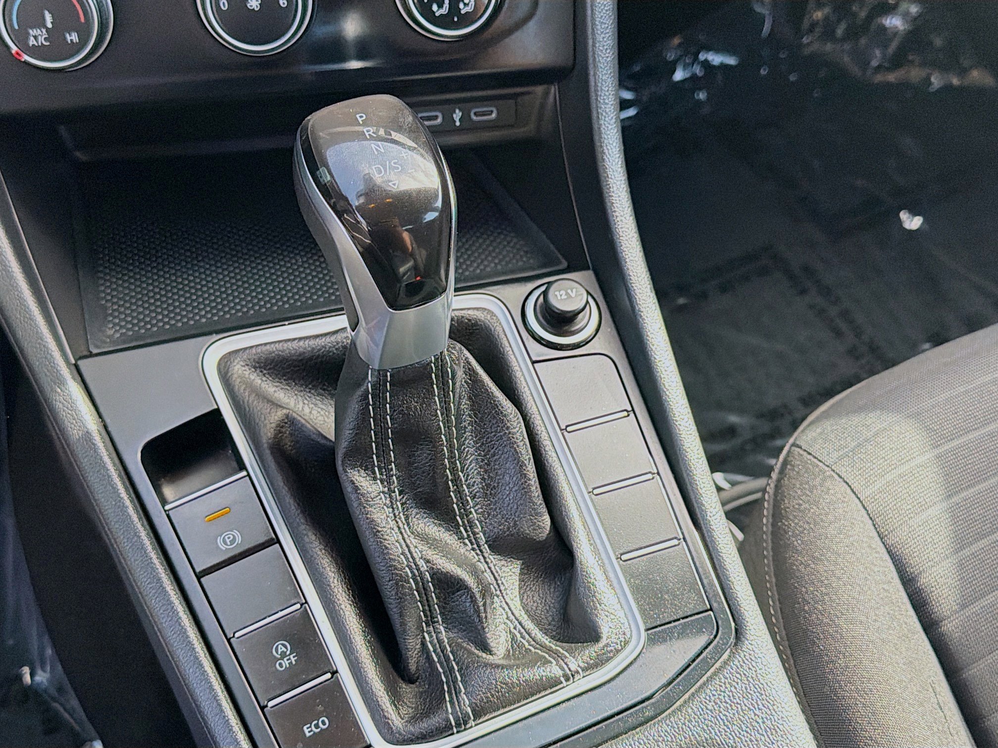 Used 2024 Volkswagen Jetta S image 15