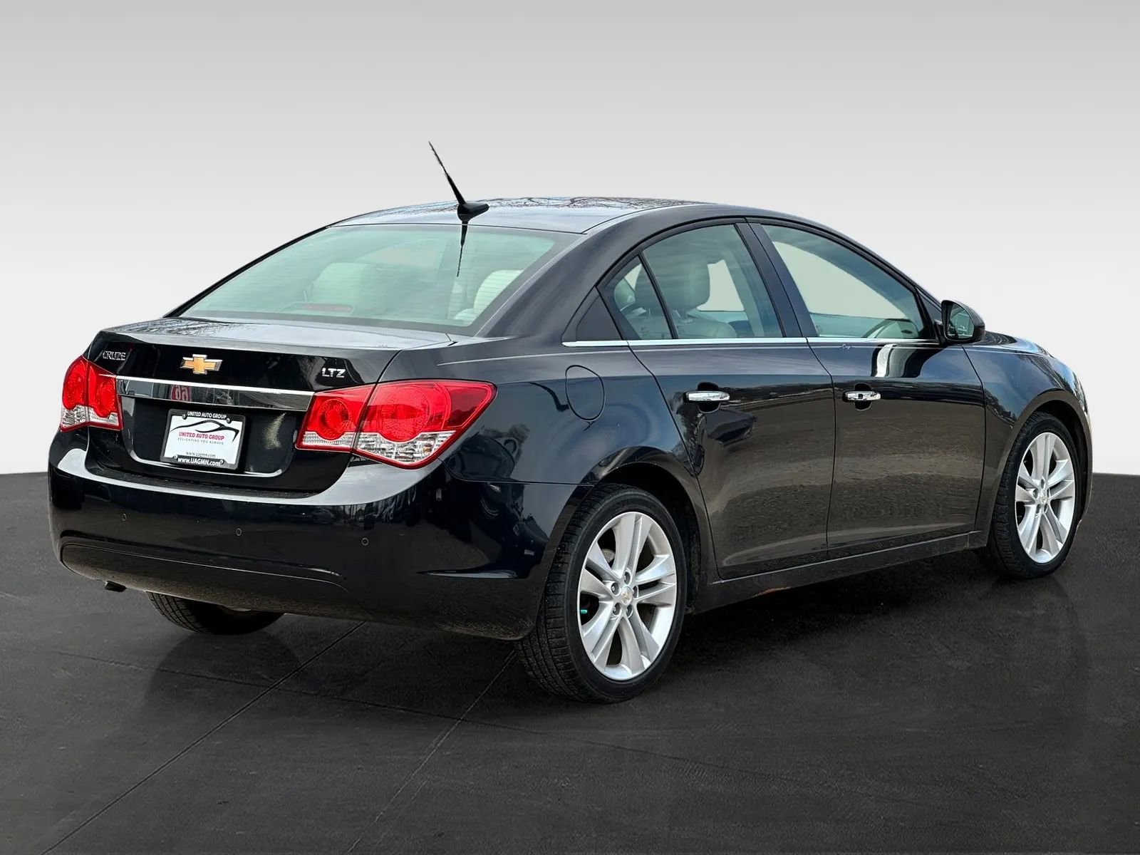 Used 2012 Chevrolet Cruze LTZ image 7