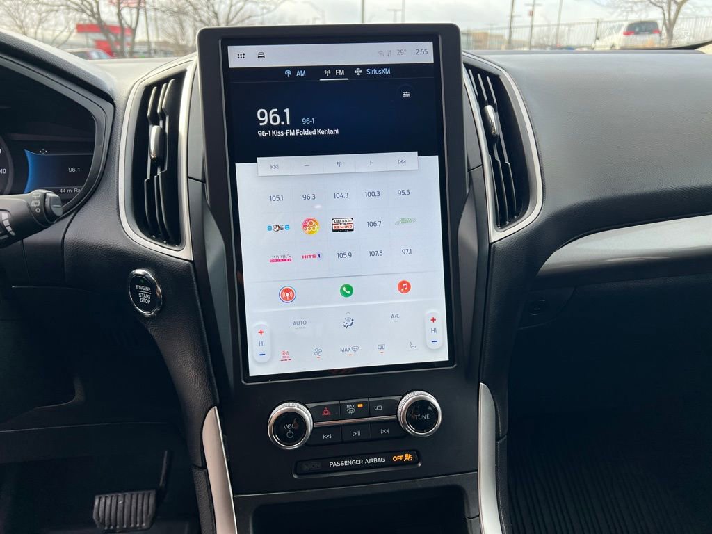 Used 2024 Ford Edge SEL w/ Convenience Package image 32