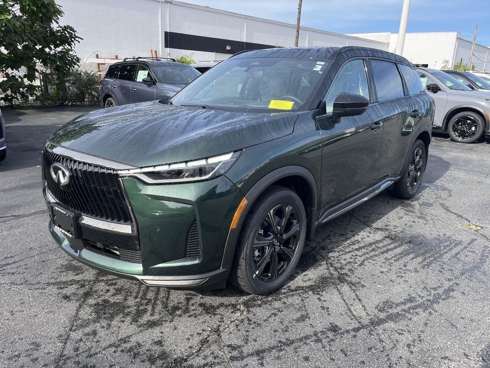 New 2026 INFINITI QX60 Autograph w/ Dark Cargo Package image 8