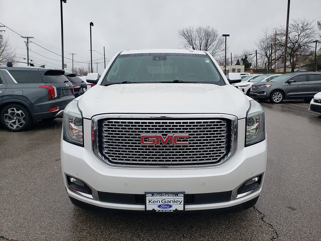 Used 2016 GMC Yukon Denali w/ Open Road Package image 2