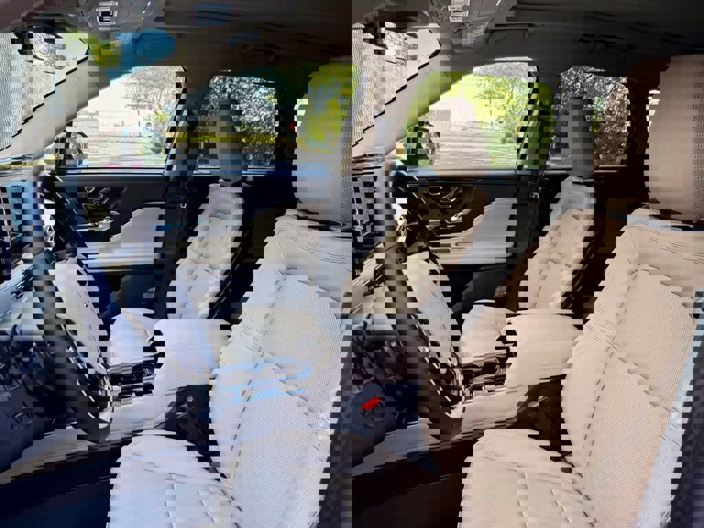 New 2026 Lincoln Corsair Premiere image 10