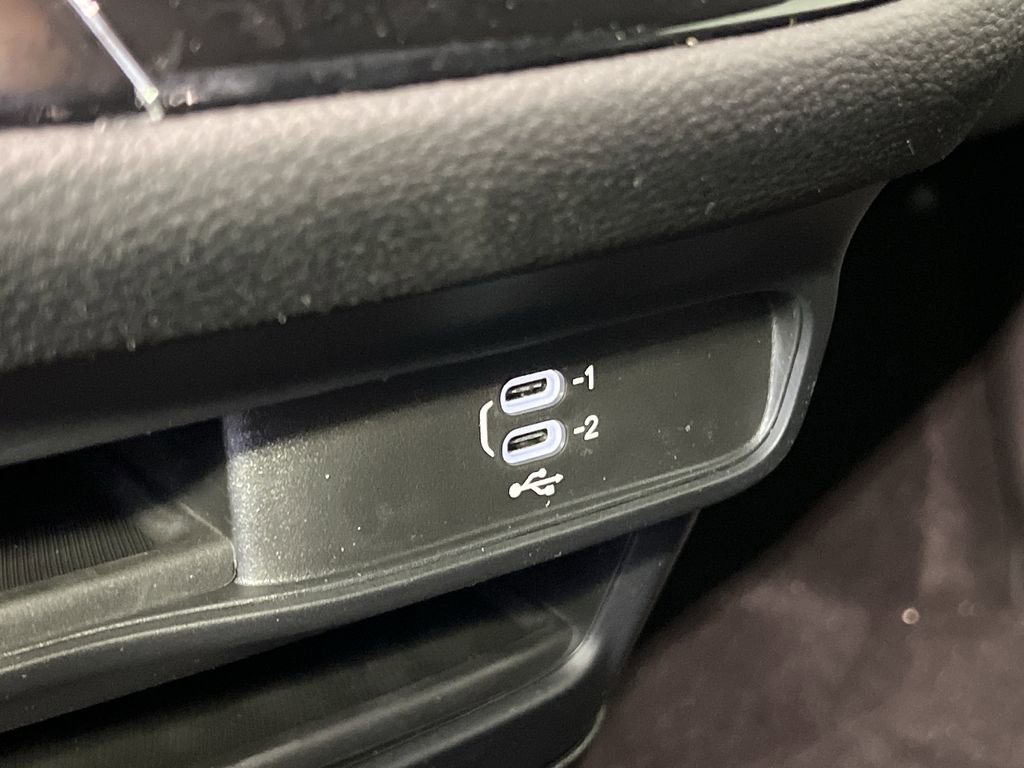 New 2026 Chrysler Pacifica Select image 24