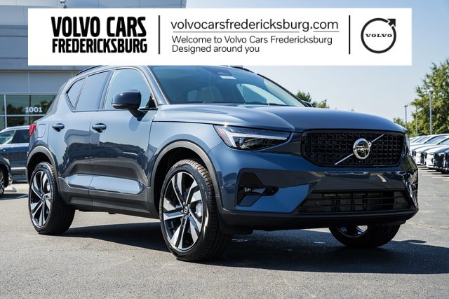 New 2026 Volvo XC40 B5 Ultra w/ Protection Package Premier image 1