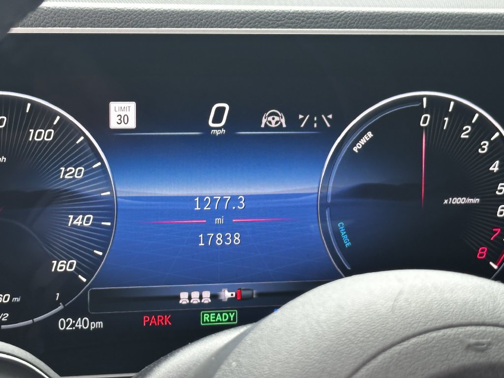 Certified 2025 Mercedes-Benz GLE 450e 4MATIC image 32