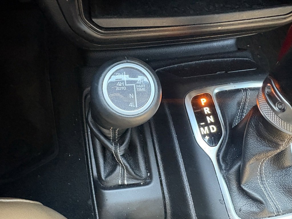 Used 2021 Jeep Wrangler Unlimited Sahara image 28