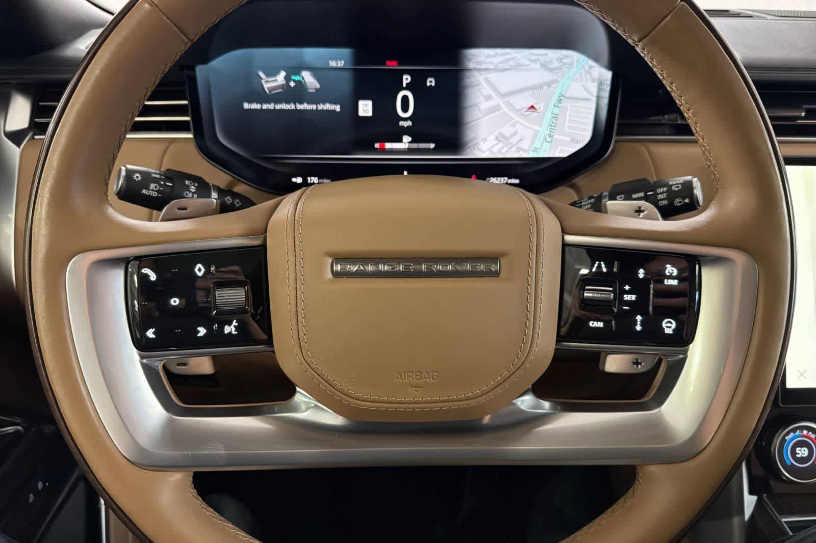 Used 2023 Land Rover Range Rover Long Wheelbase Autobiography AWD/4WD image 24