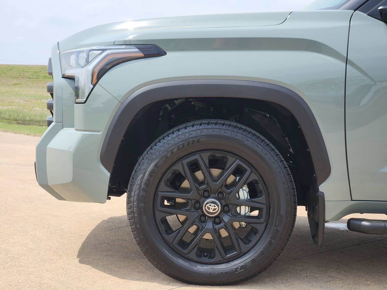 New 2026 Toyota Tundra Limited image 10