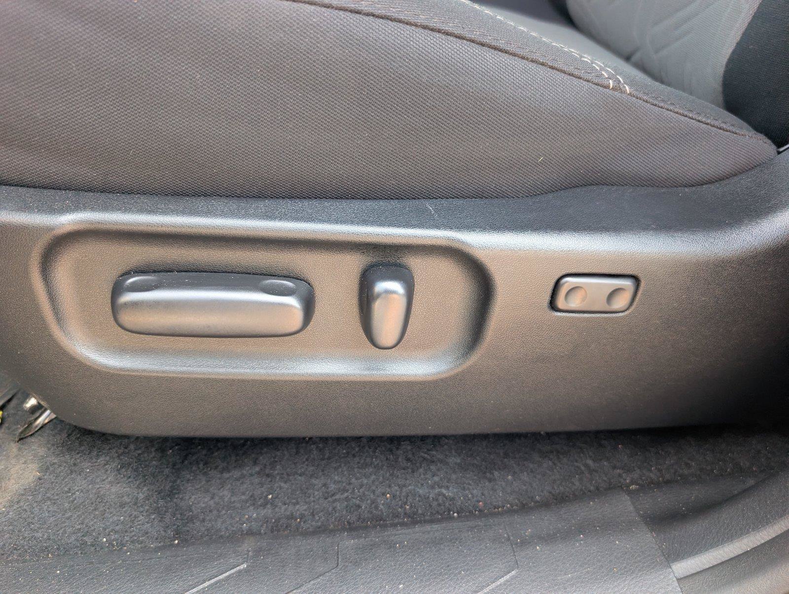 Used 2020 Toyota Tacoma TRD Sport AWD/4WD image 16