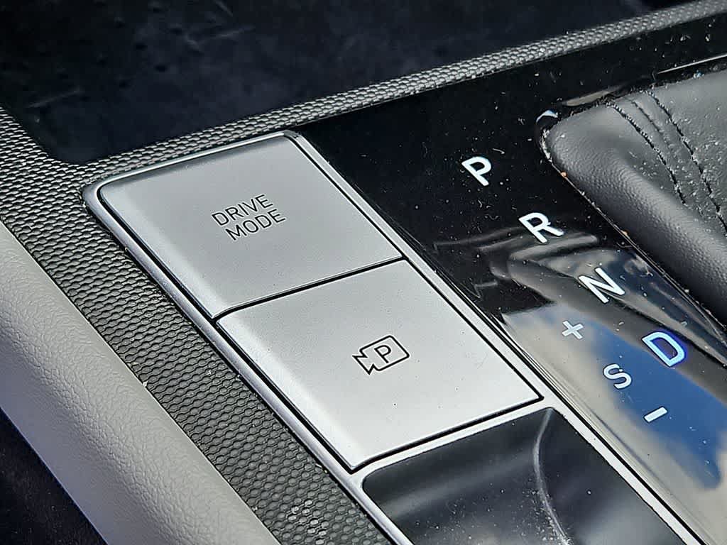 Used 2021 Hyundai Elantra Limited FWD image 28