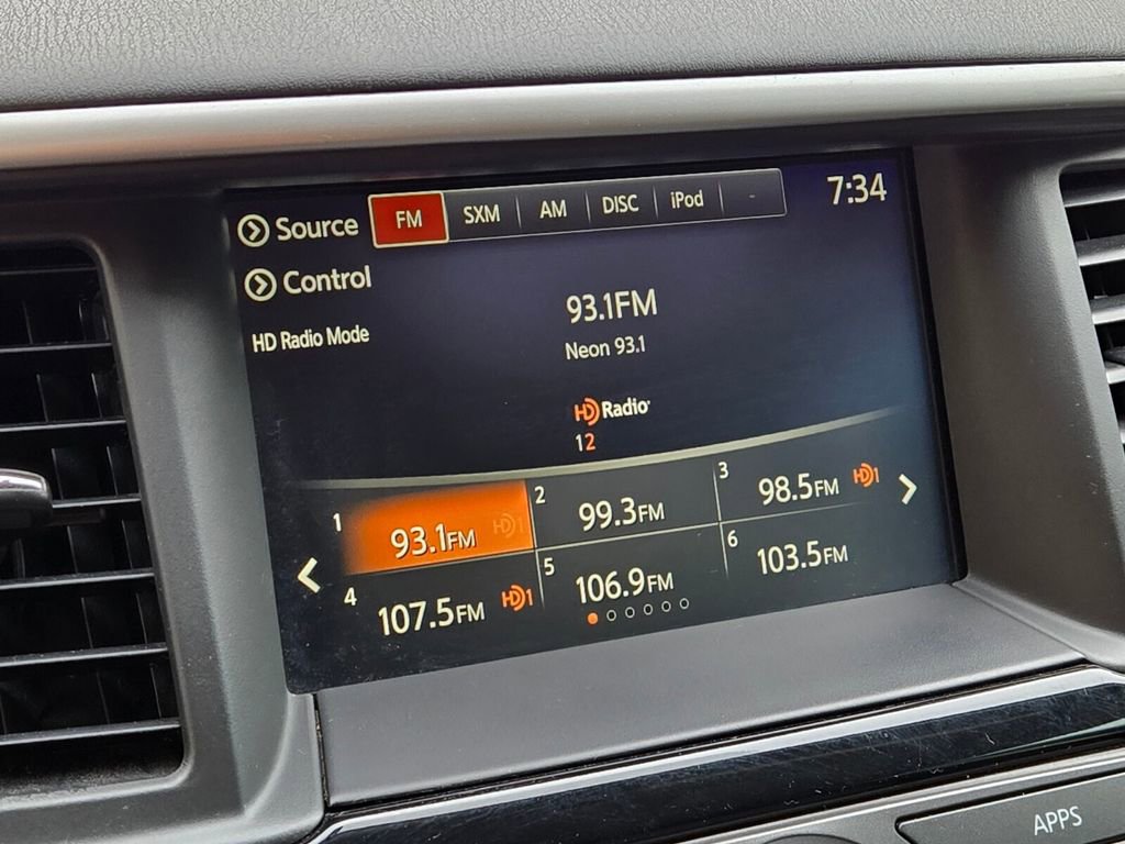 Used 2020 Nissan Pathfinder S AWD/4WD image 25