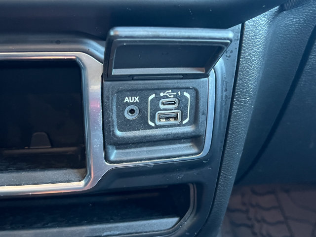 Used 2022 Jeep Wrangler Unlimited Sport AWD/4WD image 24
