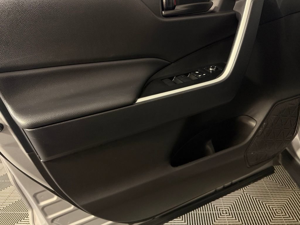 Used 2025 Toyota RAV4 LE FWD image 22