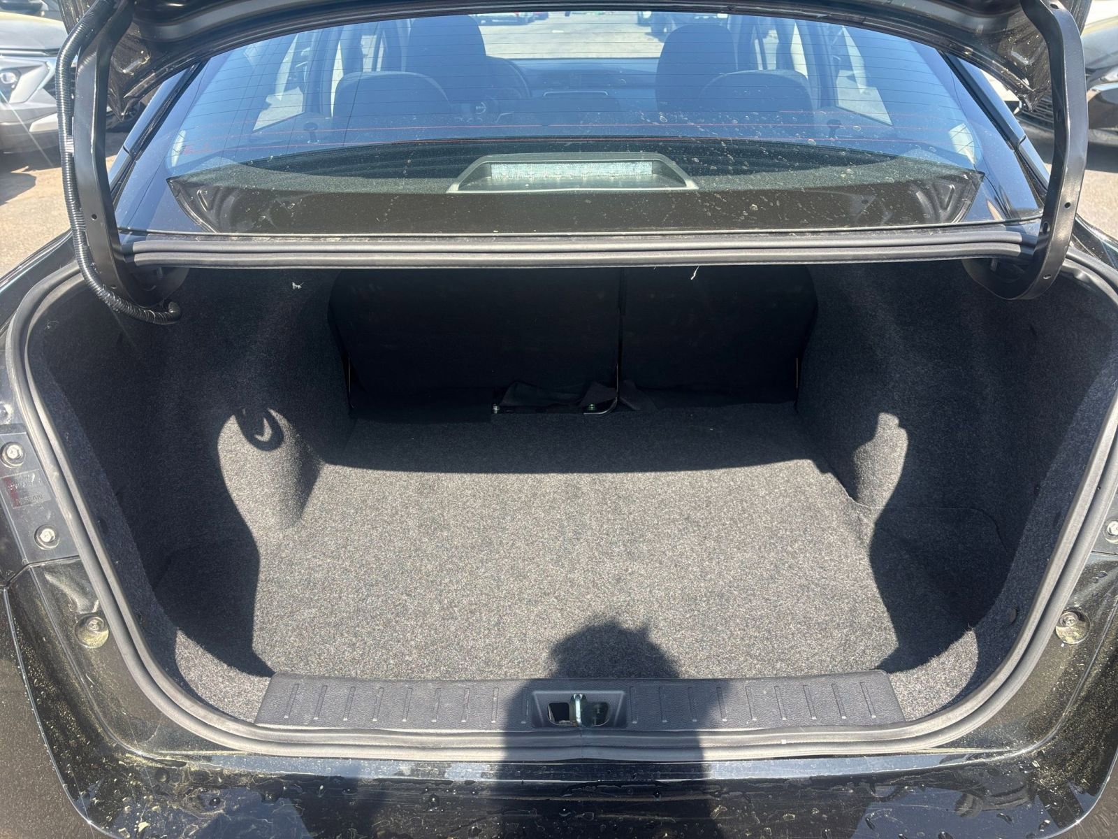 Used 2025 Nissan Versa SV image 31