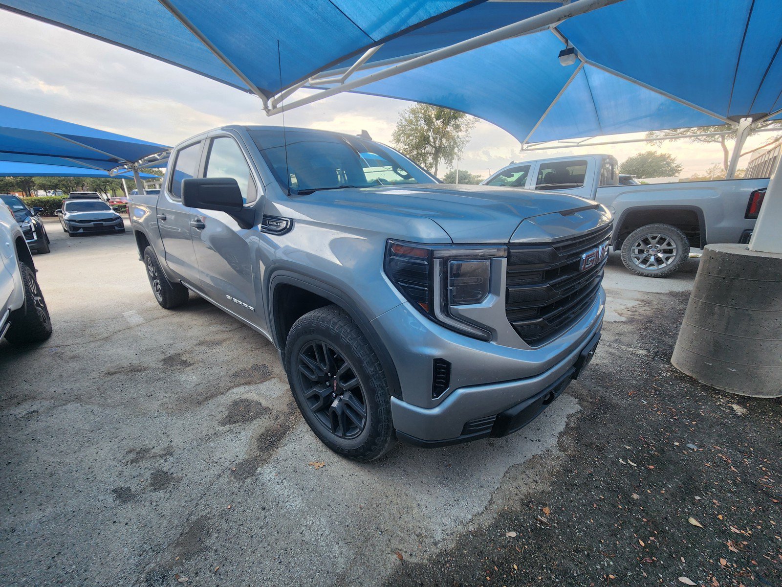 Used 2023 GMC Sierra 1500 Pro w/ Graphite Edition