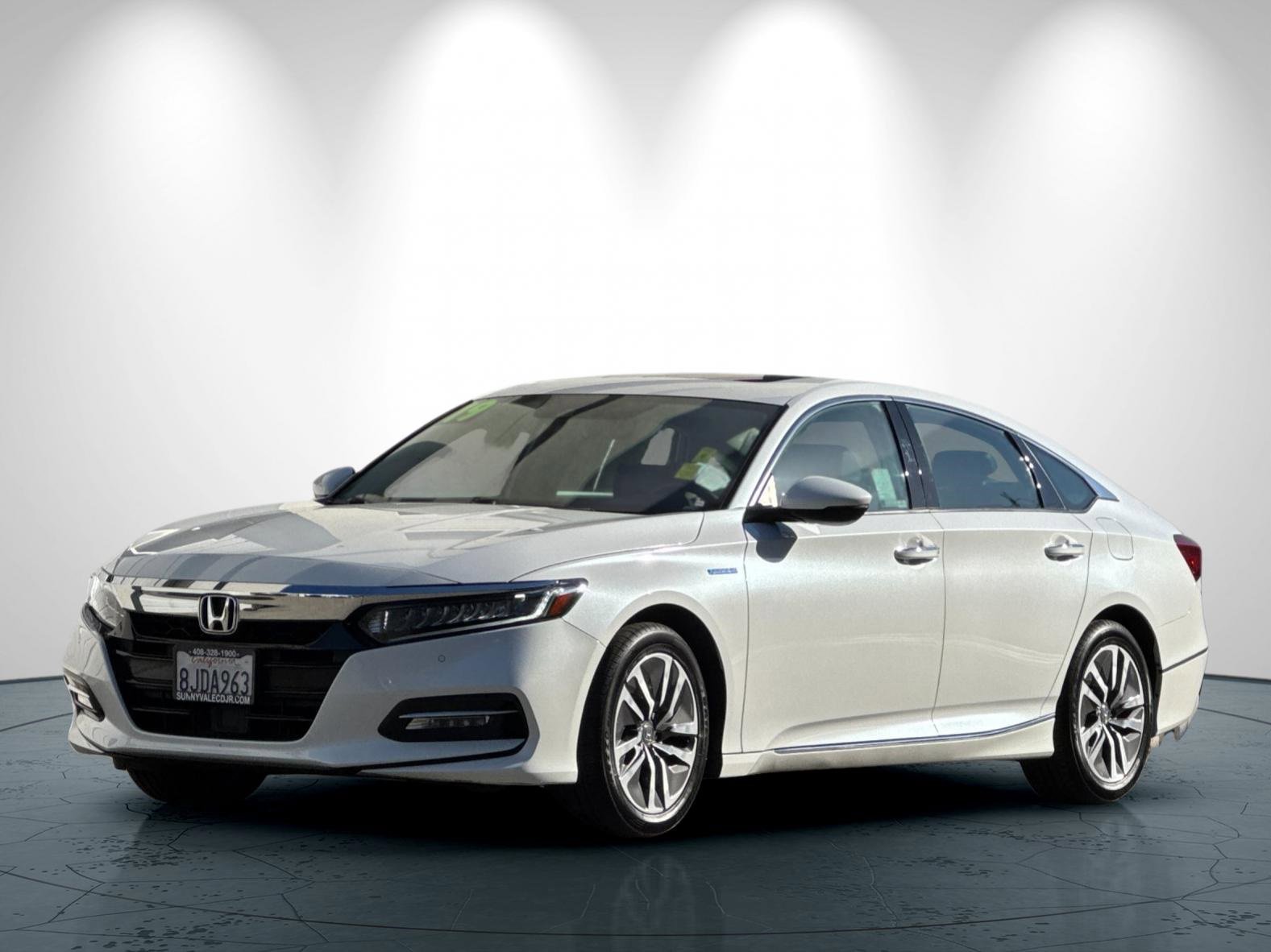 Used 2019 Honda Accord Touring image 8