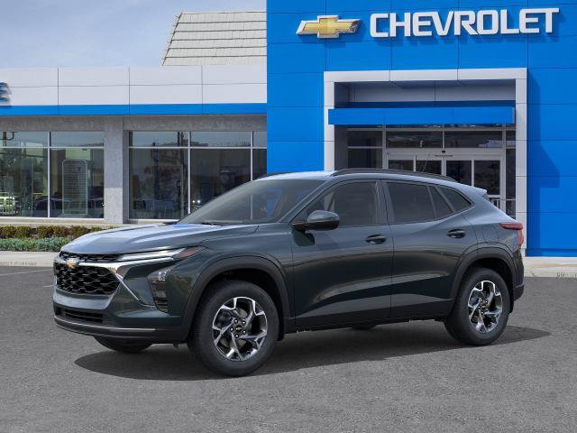 New 2026 Chevrolet Trax LT FWD image 2