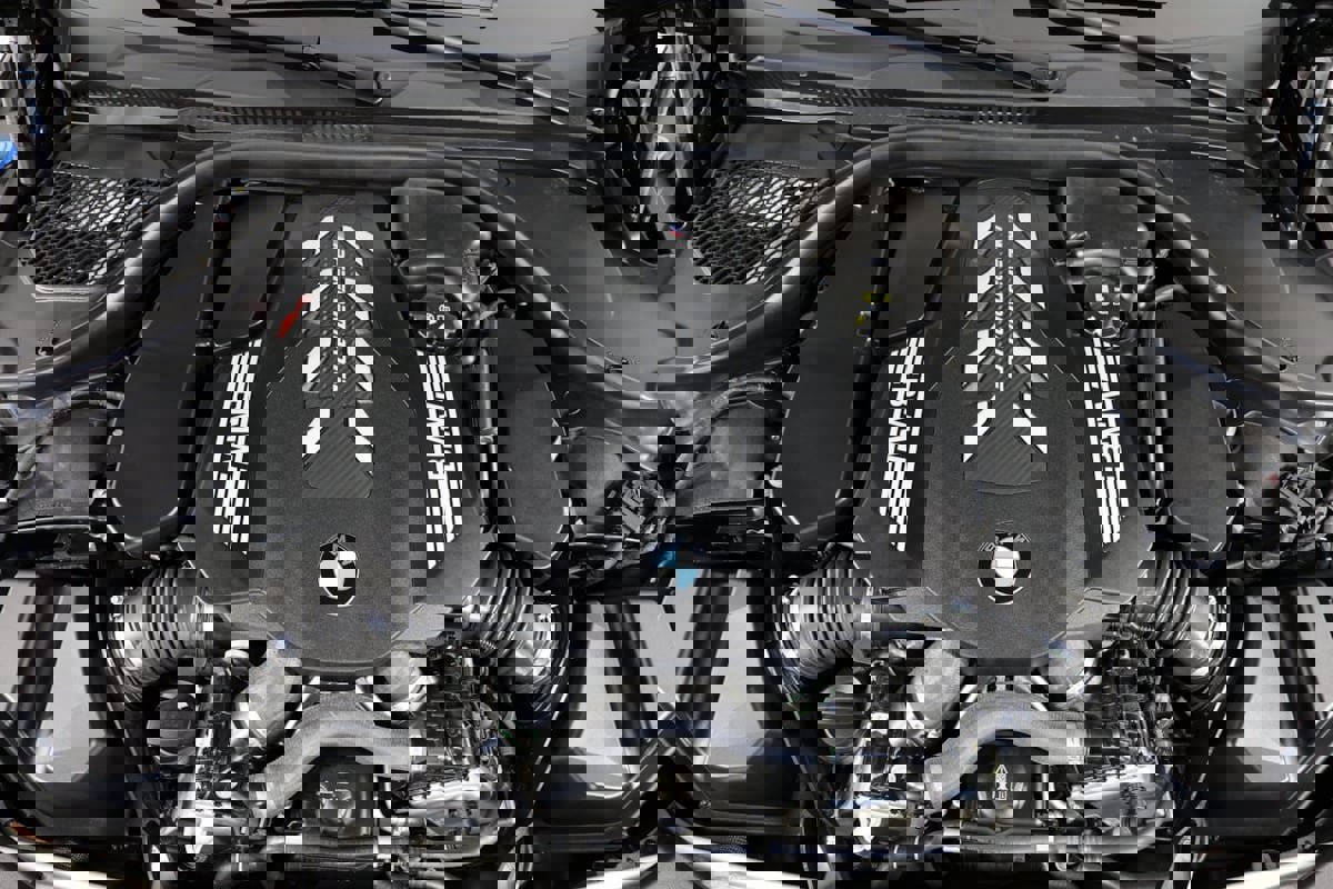 Used 2024 BMW M850i Gran Coupe xDrive w/ M Carbon Exterior Package image 36