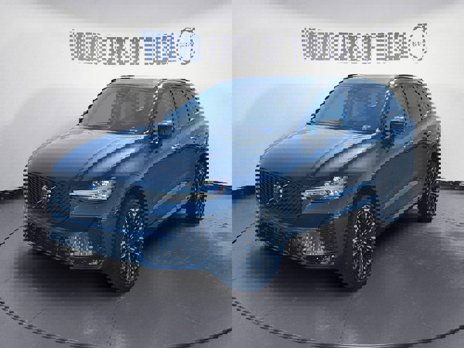 New 2026 Volvo XC60 B5 Ultra w/ Protection Package Premier